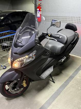 DAFRA MAXSYM 400i 
